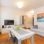 Verona Lodge * Верона