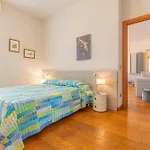 Апартаменты Verona Lodge *