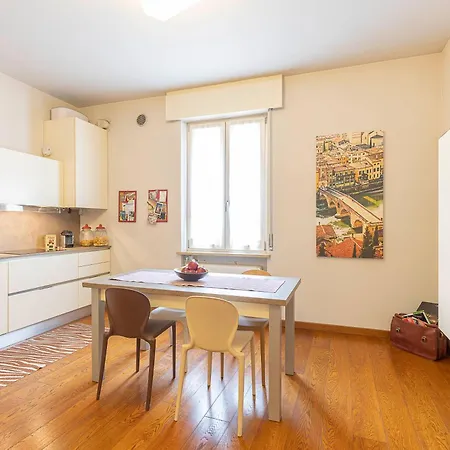 Verona Lodge Апартаменты