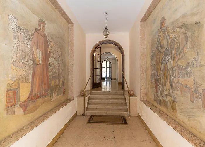Verona Lodge *